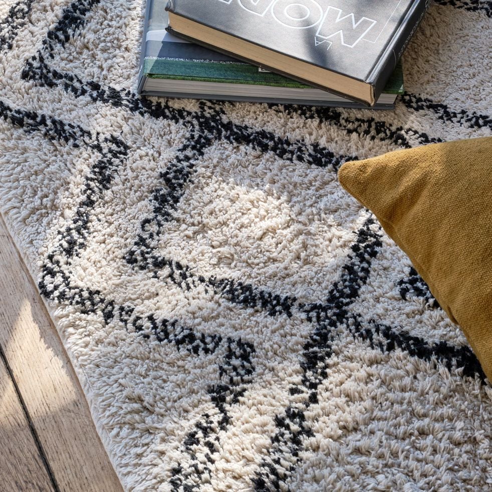 Tapis en coton à motif inspiration berbère - blanc écru et noir 140x200cm-BARNABE