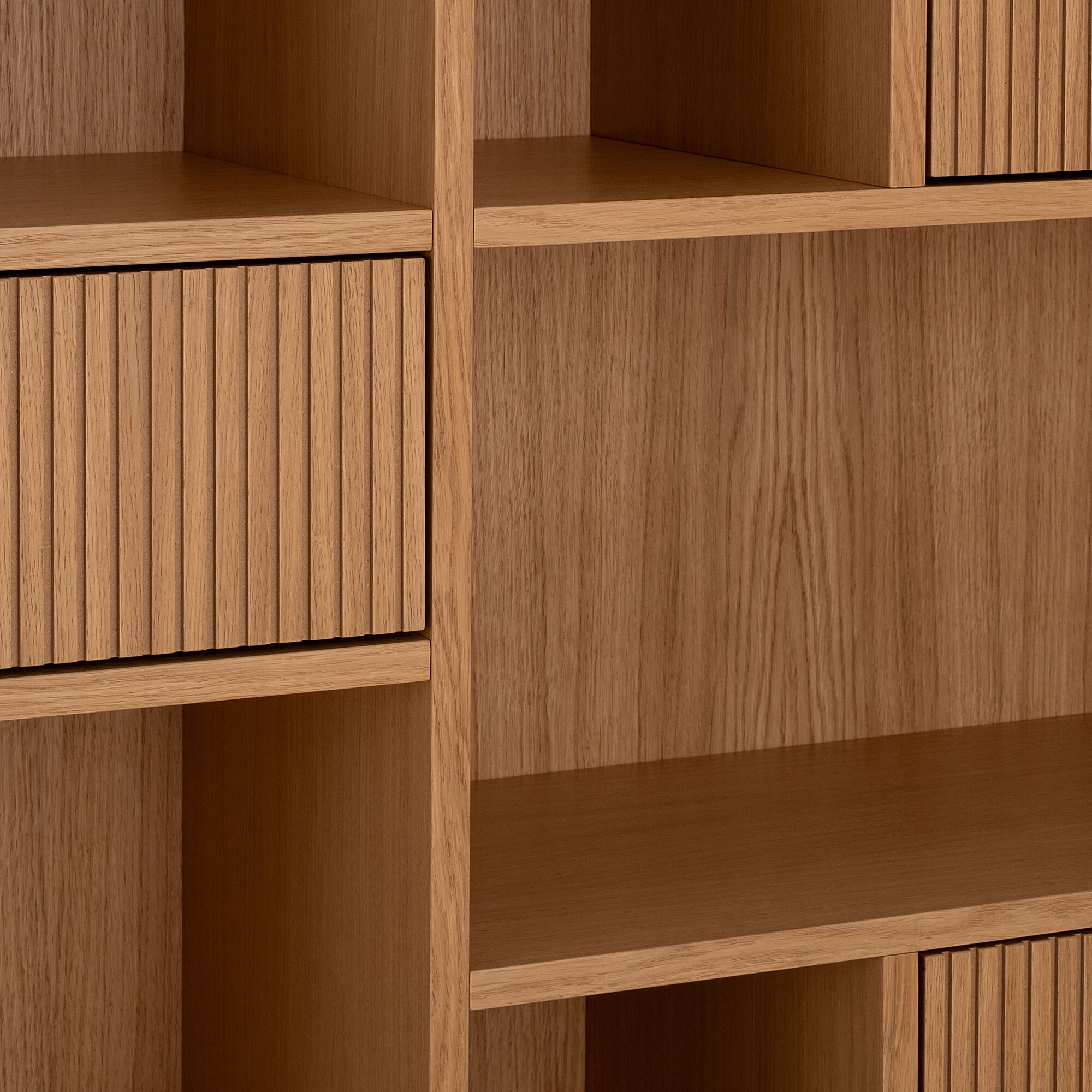 TALLIN - Bibliothèque déstructurée en bois L90xH190cm - bois clair