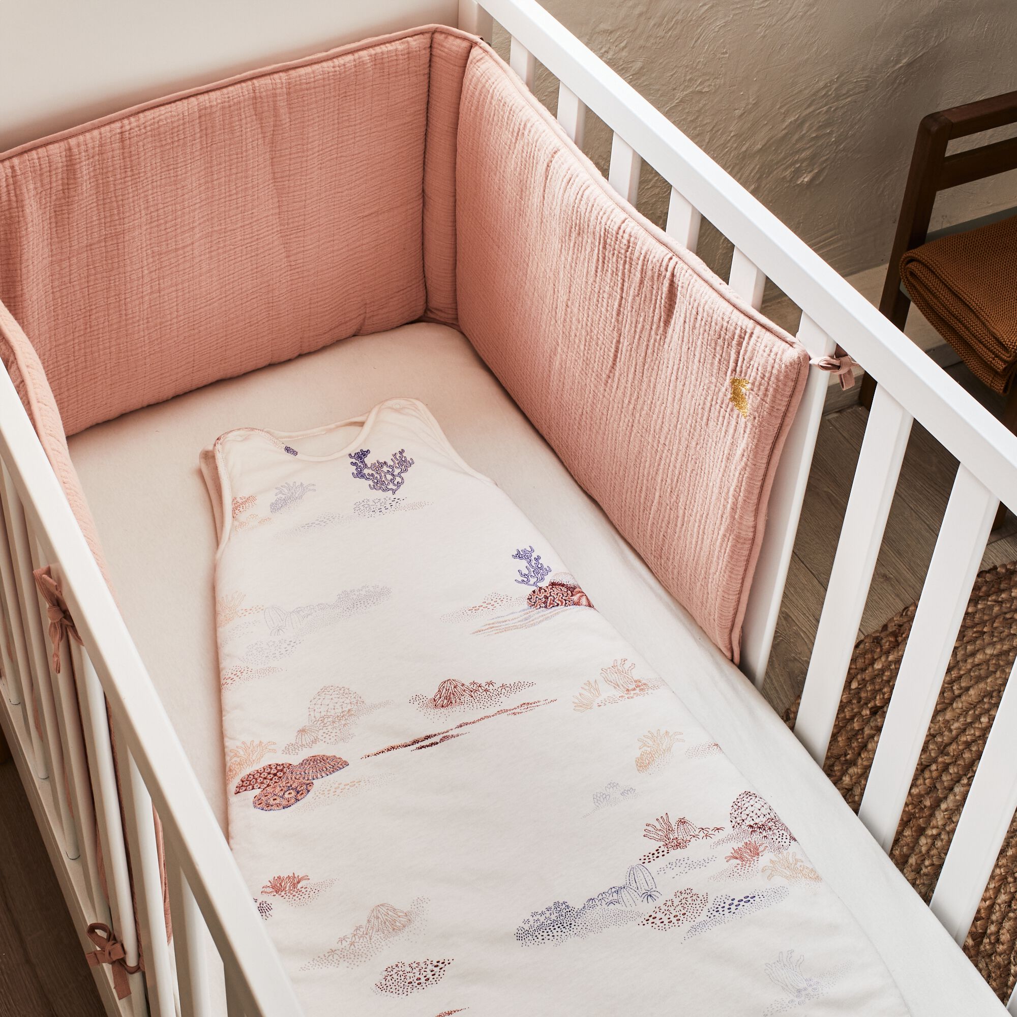 Drap housse bébé en coton bio 60x120+B15cm blanc CALANQUES