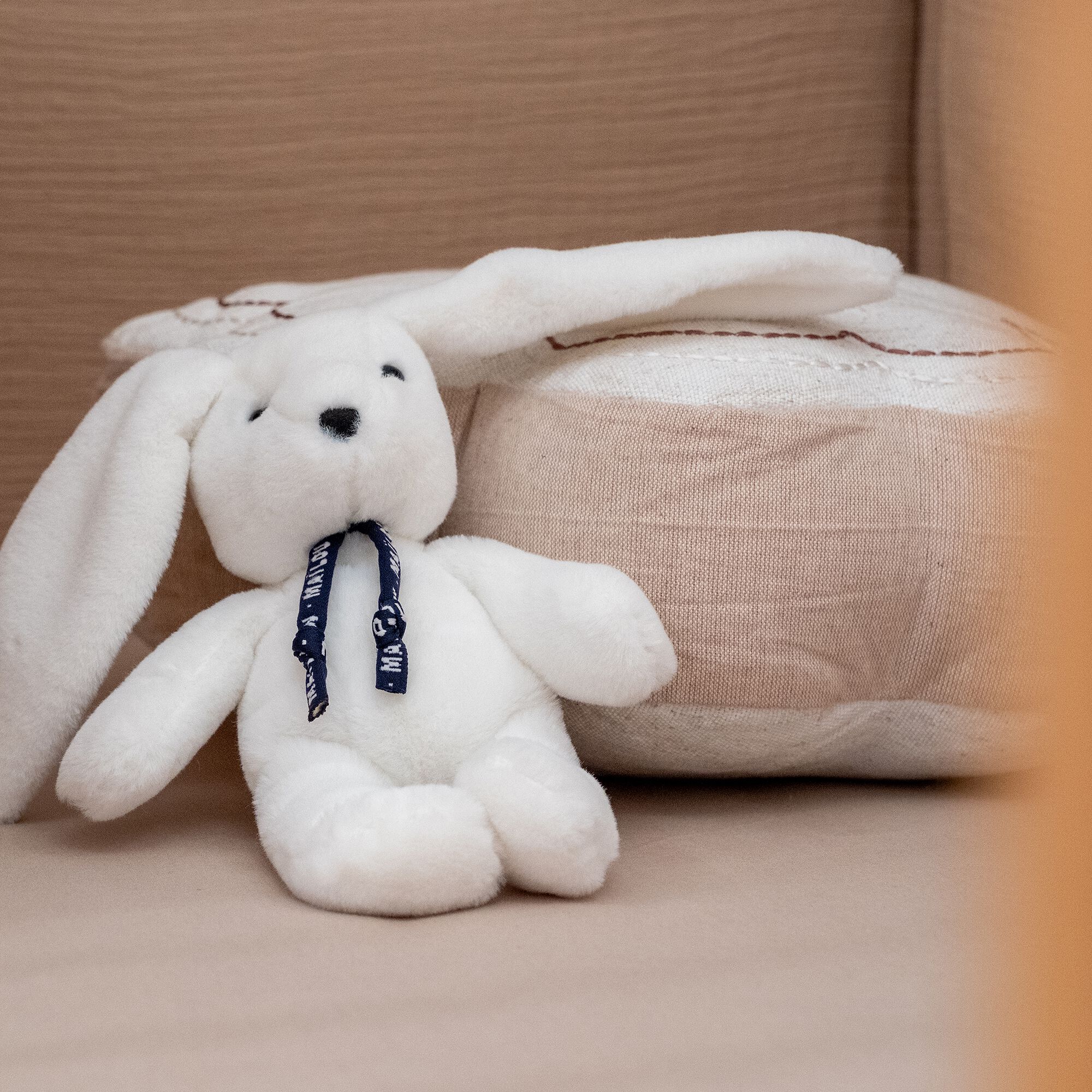 Lapin Peluche Spot Doudou Lapin Blanc H23cm DORLOTIN Alinea
