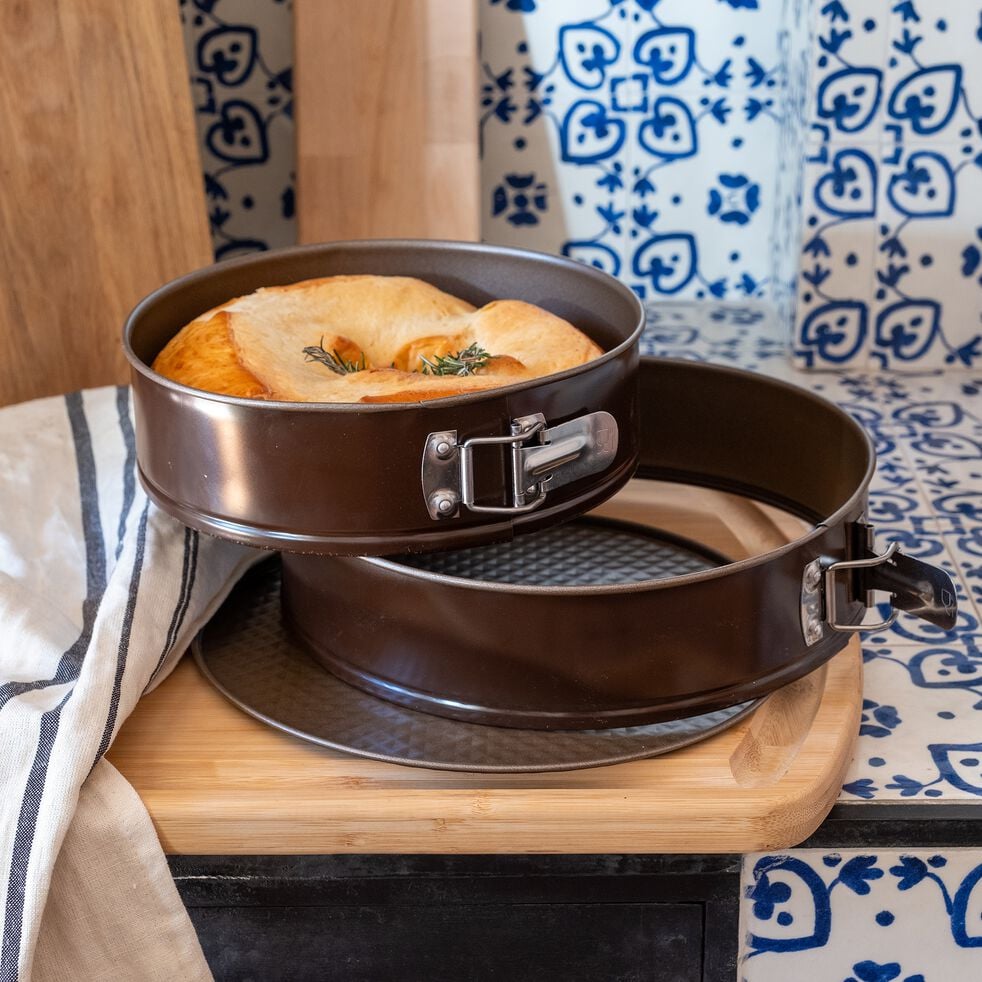 Moule à manqué rond démontable en acier D24cm - marron - GOBEL | alinea