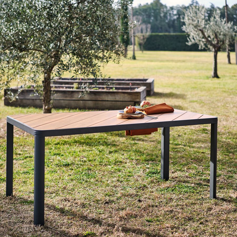 Table de jardin en aluminium et polywood - noir (6 à 8 places)-ALEP