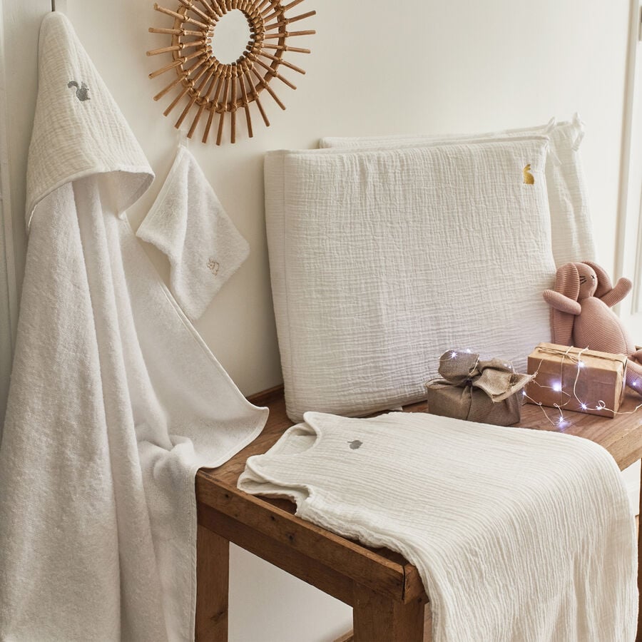 Tour de lit bébé en gaze de coton bio avec broderie lurex - blanc-NUAGE