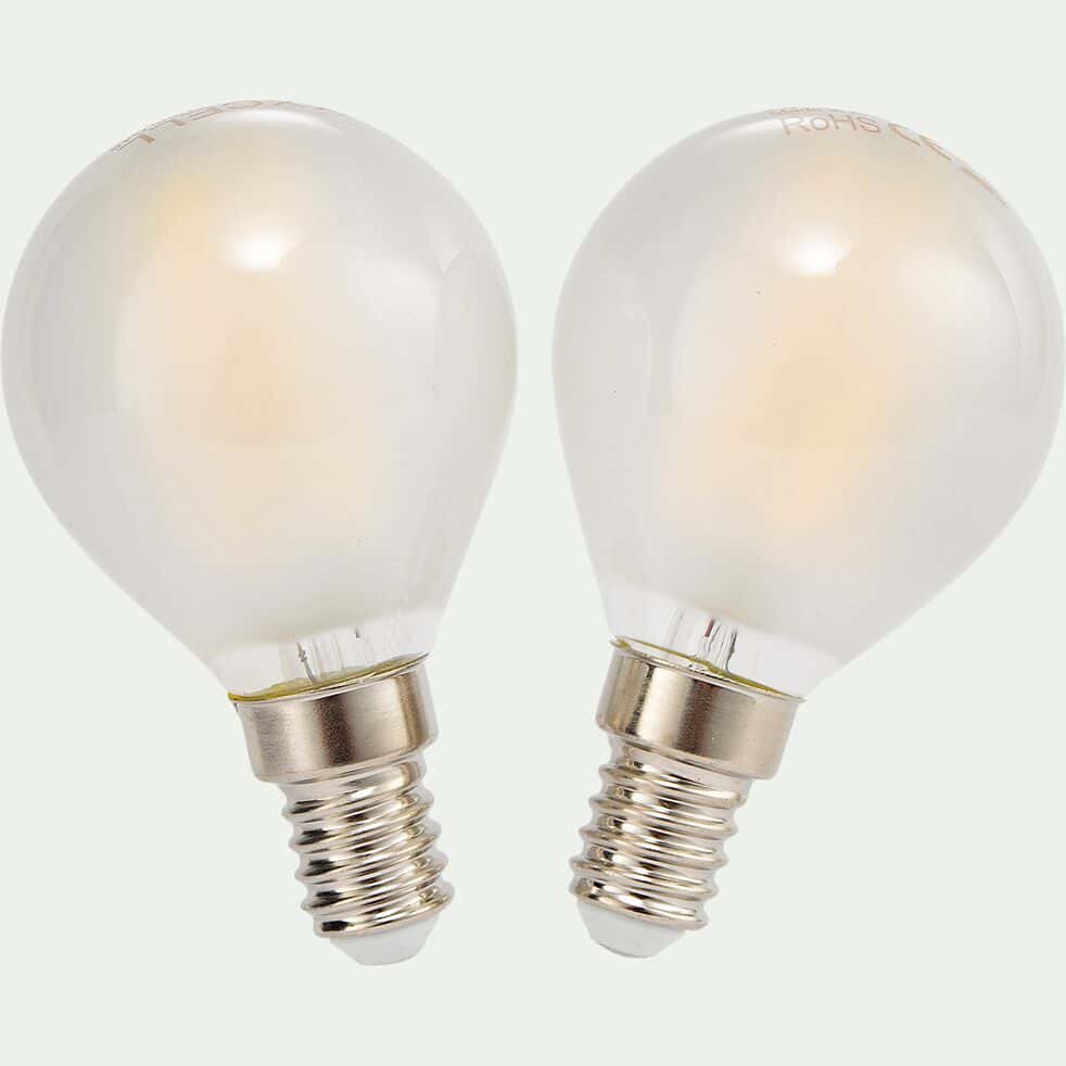 Ampoule en verre blanc standard avec 8W de lumière neutre.
