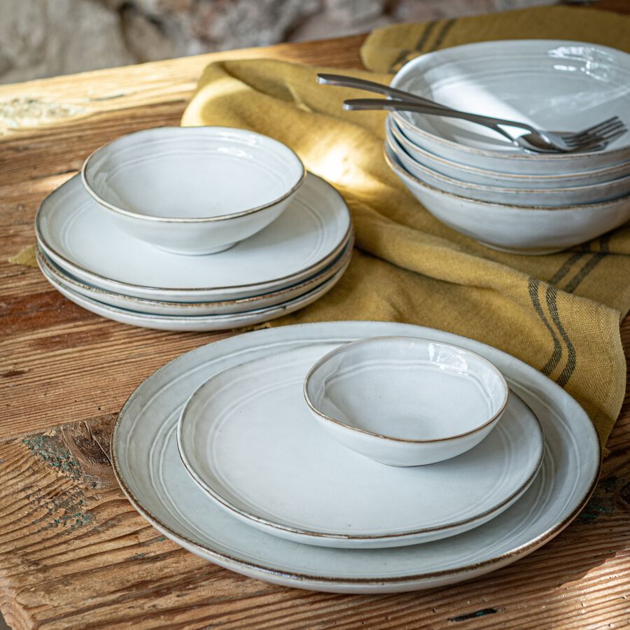 assiette blanche - Vaisselle et Art de la table