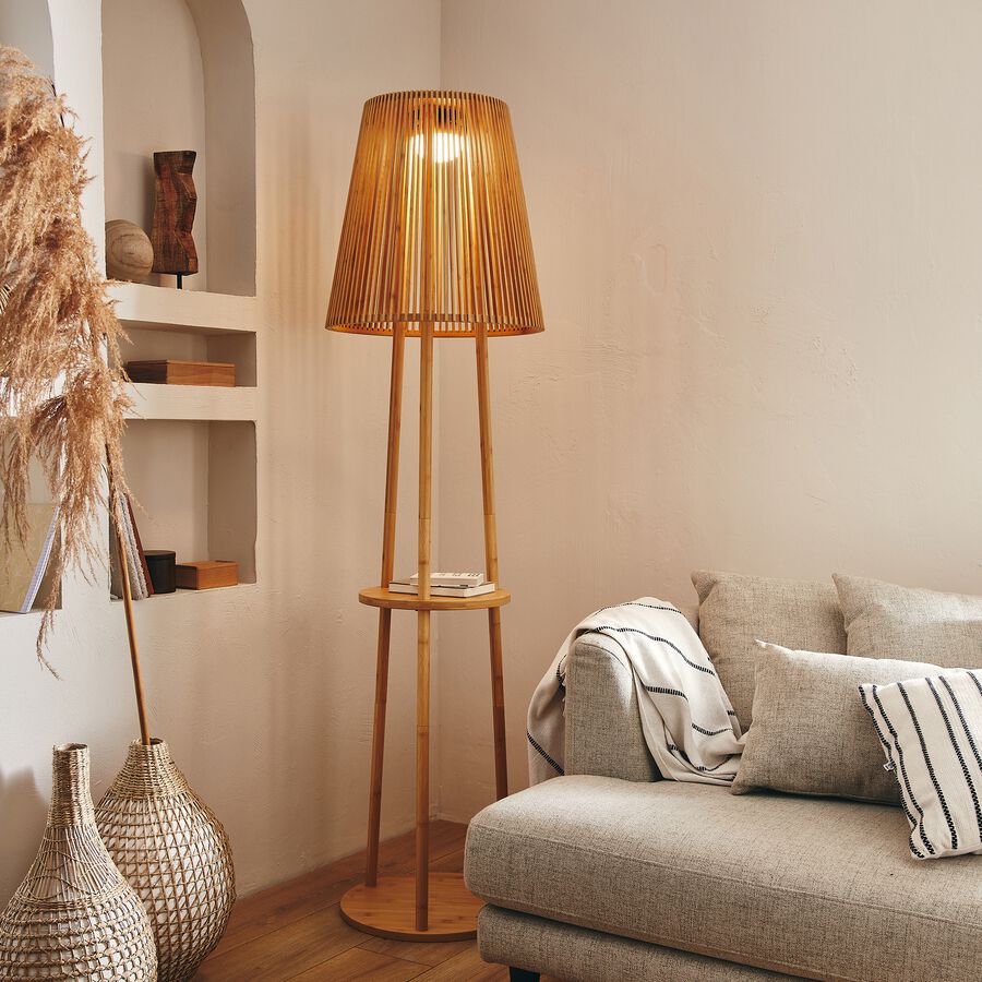 Lampe solaire : lampadaires, guirlandes, lampes nomades