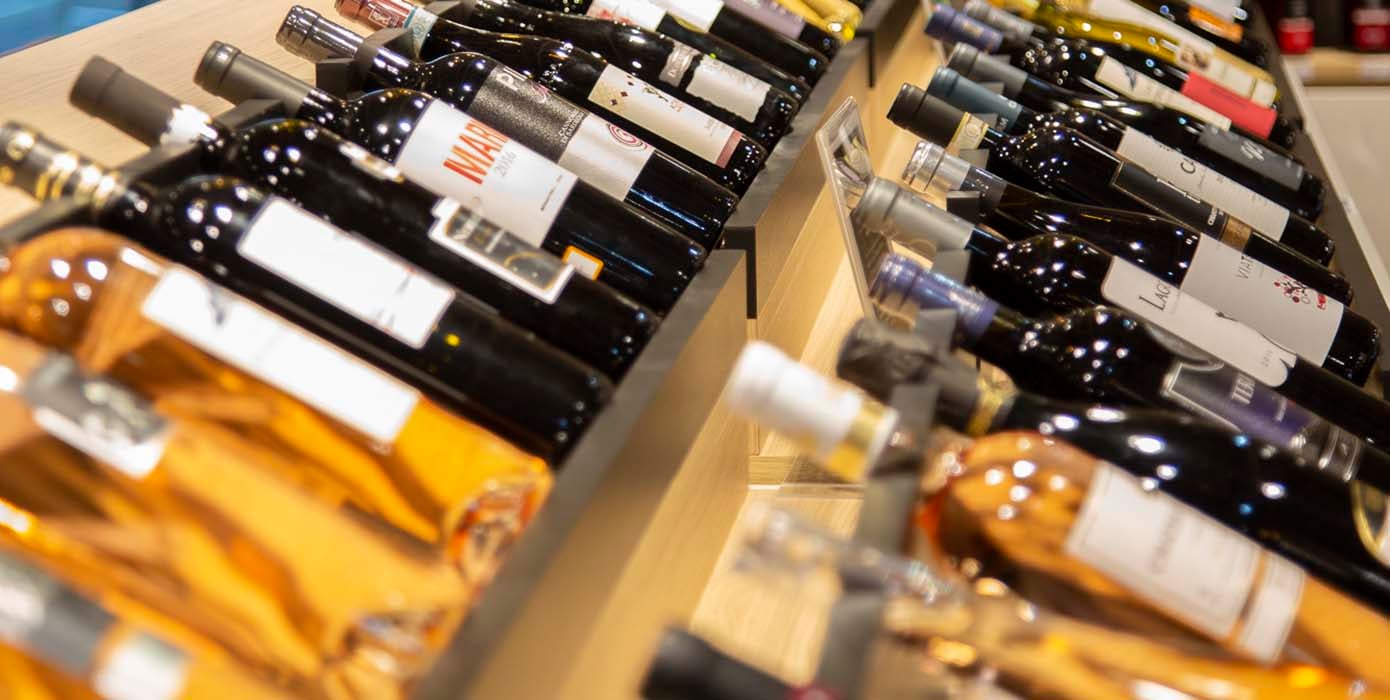 sélection de vins rouges, blancs et rosés issus du bassin méditerranéen