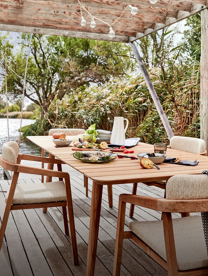 table et chaise de jardin