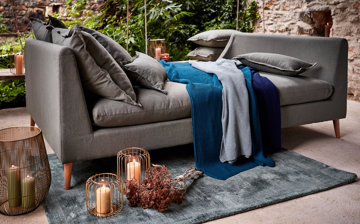 alinea - Déco et ameublement : quelle couleur avec un canapé vert foncé ?