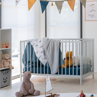 lit cabane en bois alinea pour chambre enfant