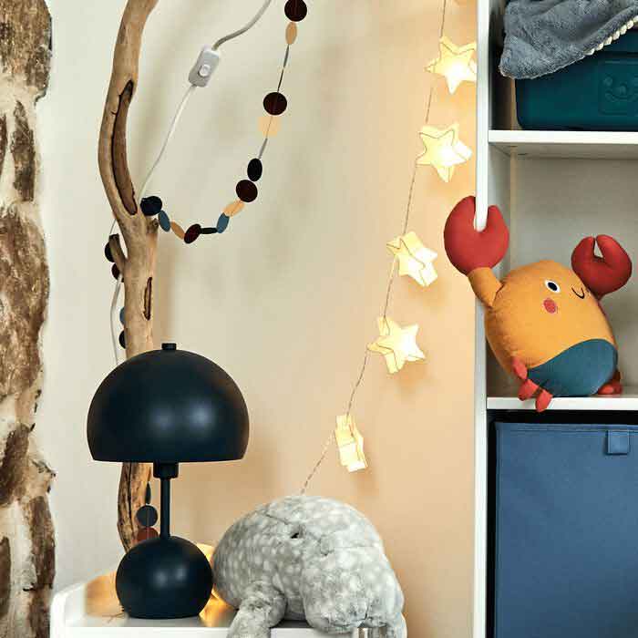 guirlande déco enfant et luminaire chambre enfant alinea