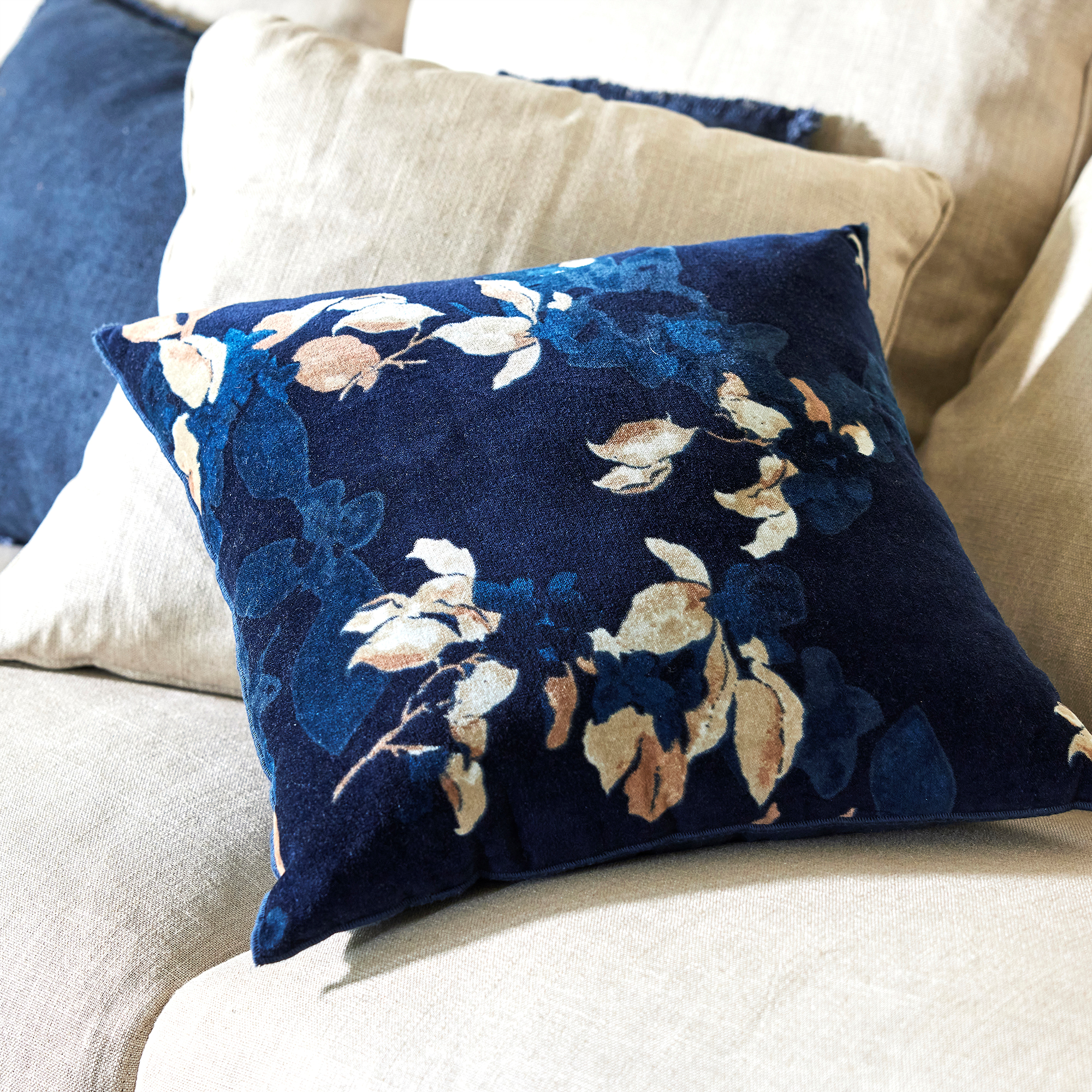 Sangles En Cuir Bourguignon Pour éperons D'équitation Showman - Sangle Florale Pour éperon De Cheval