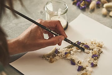 https://www.alinea.com/on/demandware.static/-/Sites-ali_master/default/dw80ccfe5f/images/27807606/Atelier-creatif-herbier-fleurs-sechees-A-2.jpg