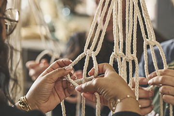 Suspension en macramé-ATELIER