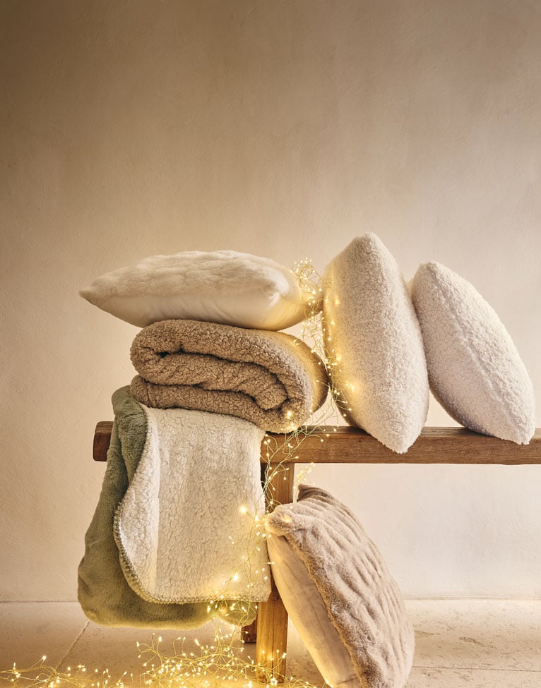 coussins et plaids alinea